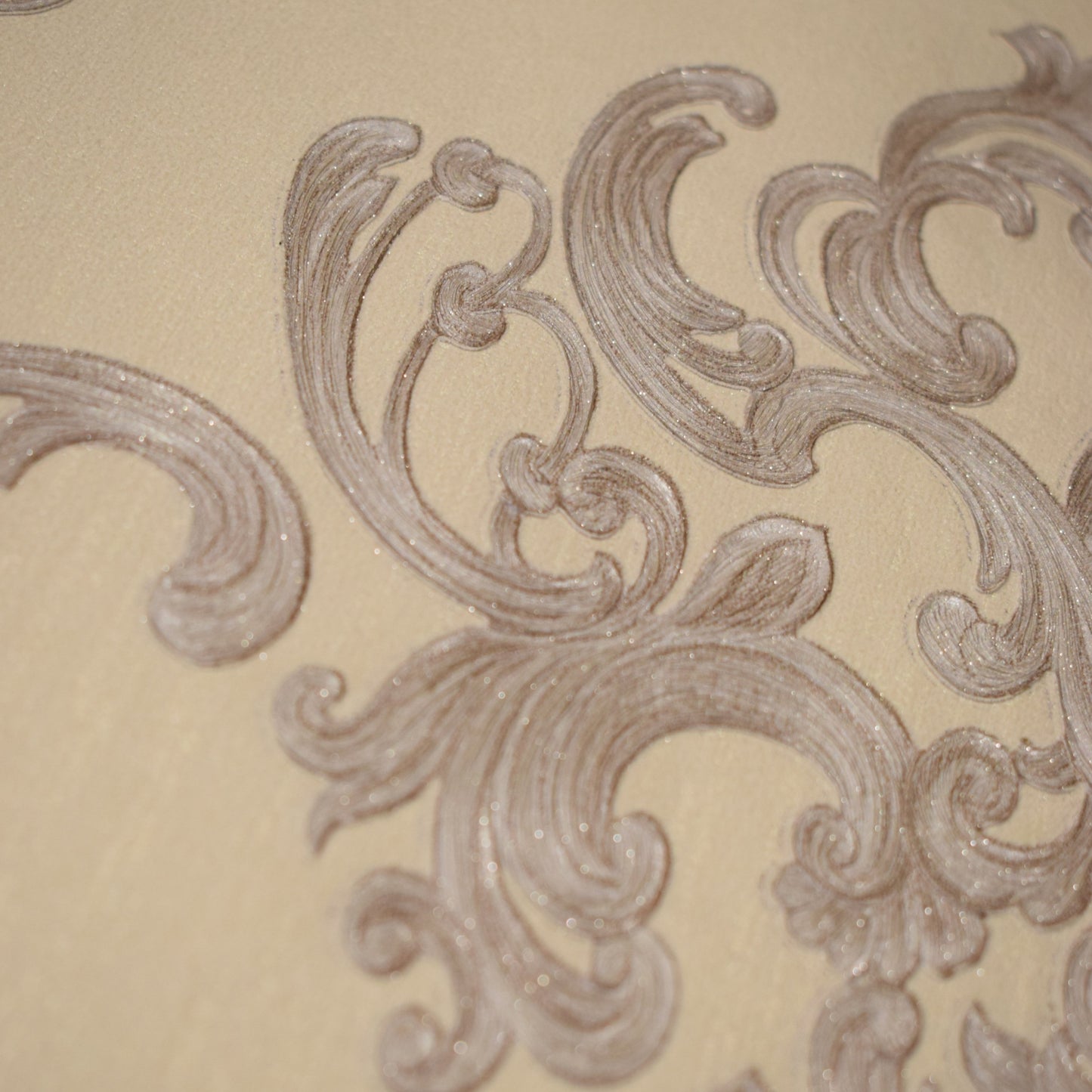 PAPEL DE COLGADURA SERRATA CW162104 (ROLLO)